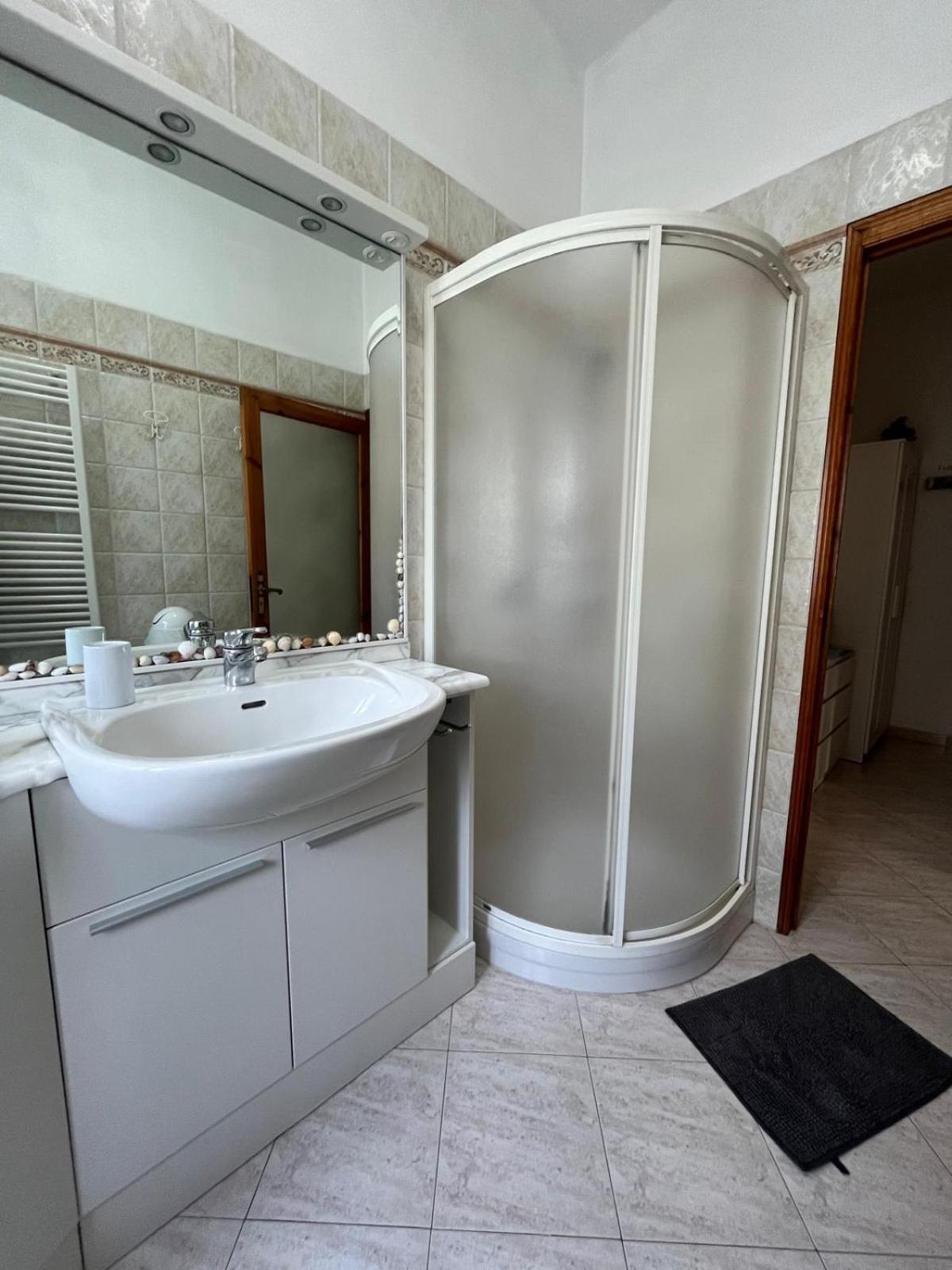 La Casa Di Ele, Parcheggio Privato Gratuito Apartamento La Spezia Exterior foto
